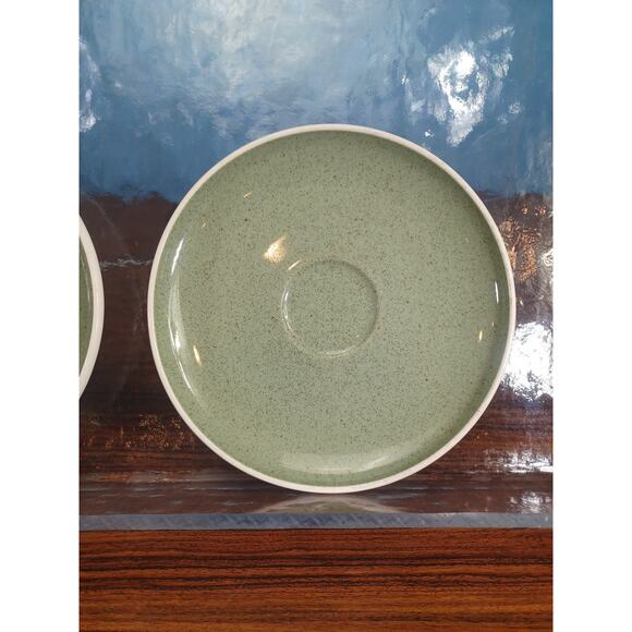 Vintage Harkerware Green 2 Pc Saucers Russel Wright Signed - Picture 3 of 13